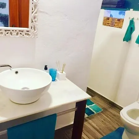 Olive Apartment *